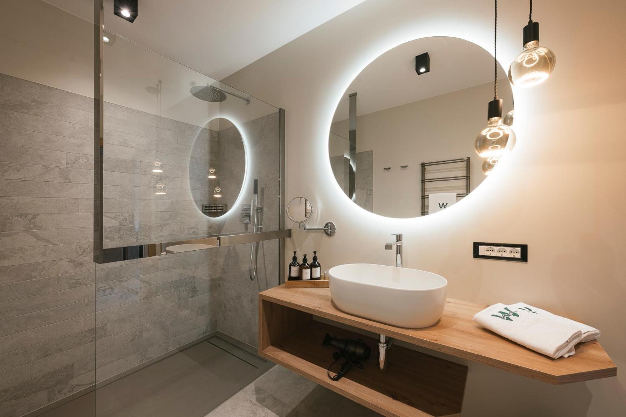 Boutique Hotel Wiesenhof - Adults Only لانا المظهر الخارجي الصورة